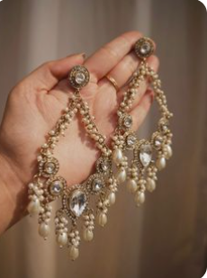 Ethnic artificial jewellery
